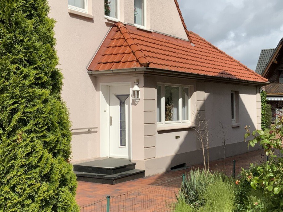 Eingangsbereich Doppelhaush�lfte Lohne (Oldenburg)