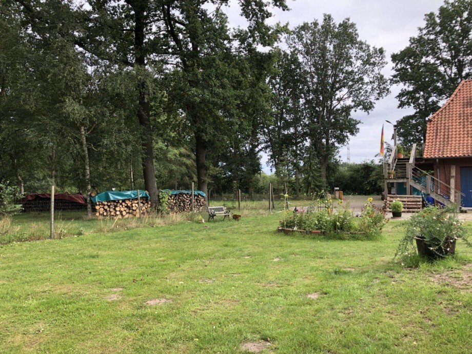 Garten/Gr�nfl�che Zweifamilienhaus Hemsloh / Kellenberg