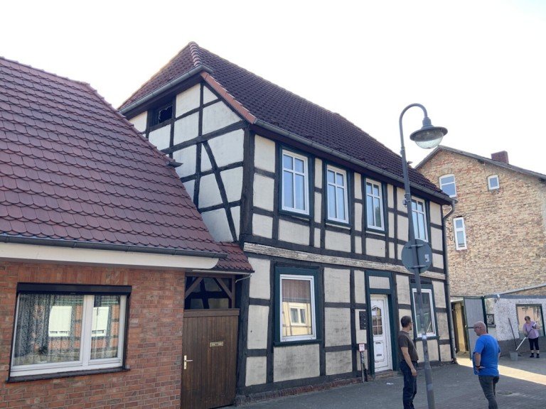 Ansicht Nord-OstStra�e Neustadt-Glewe Mehrfamilienhaus Denkmalschutz! Renovierungsbed�rftiges Wohnhaus mit 4 Wohneinheiten in Neustadt-Glewe