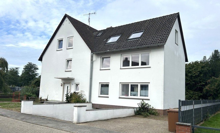 Stra�enansicht Mehrfamilienhaus Barnstorf