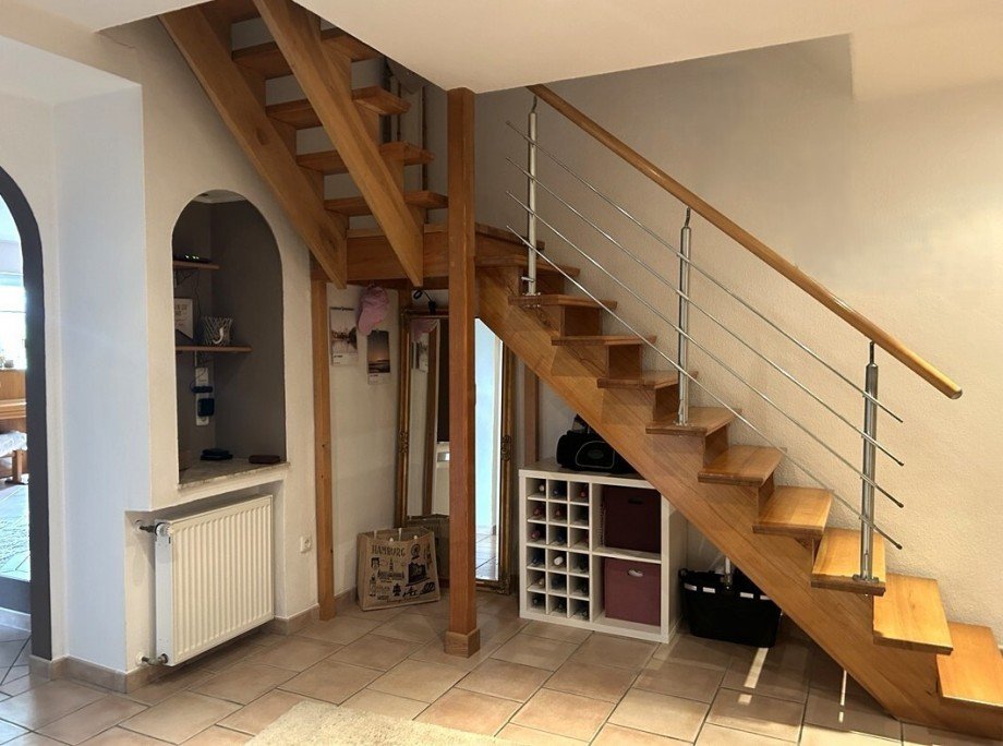 Haus 2 Aufgang zum OG Mehrfamilienhaus Brockum