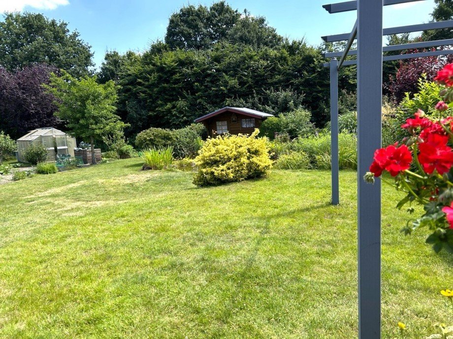 Gartenansicht Zweifamilienhaus Fintel