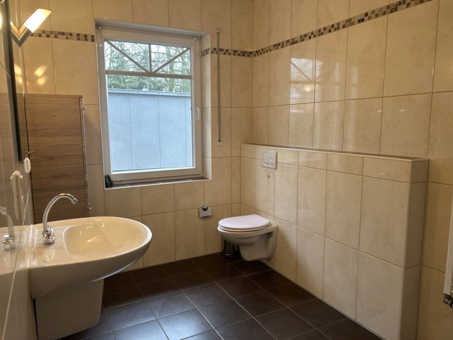 Badezimmer EG Zweifamilienhaus Bakum / Hausstette