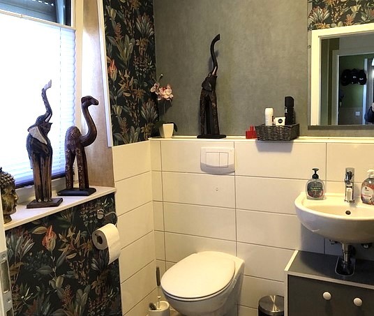 G�ste-WC Doppelhaush�lfte Bakum