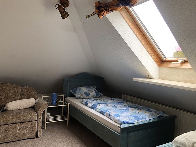 Schlafzimmer DG Einfamilienhaus Quakenbr�ck