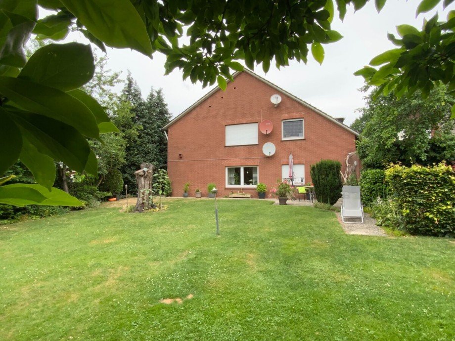 Ansicht Garten Mehrfamilienhaus L�ningen