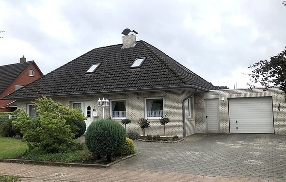 Stra�enansicht Einfamilienhaus Quakenbr�ck