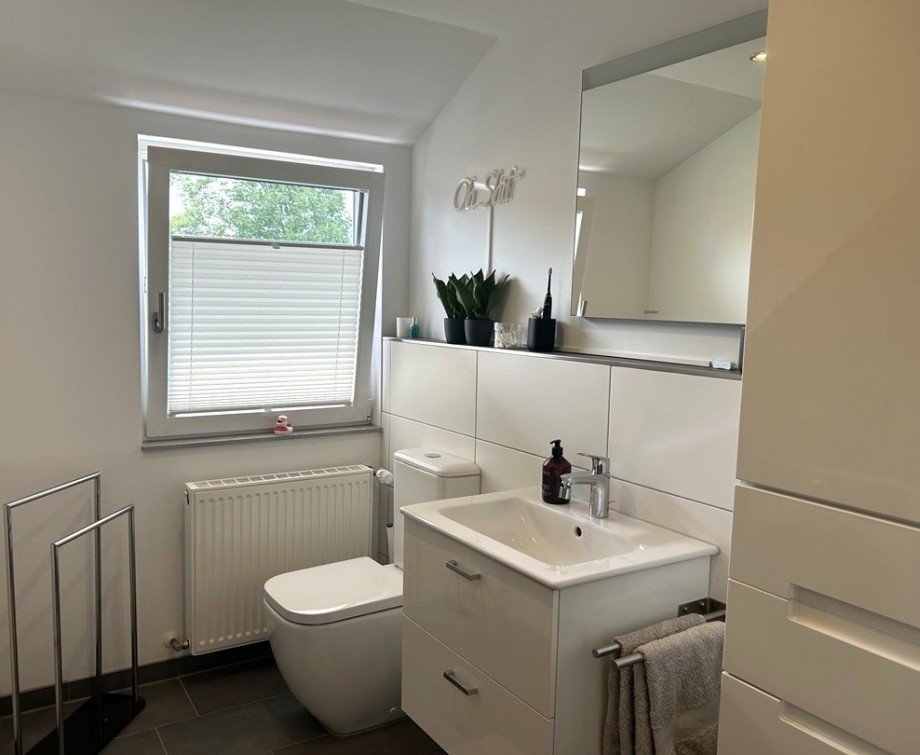 Whg 2 DG: Badezimmer Mehrfamilienhaus Diepholz