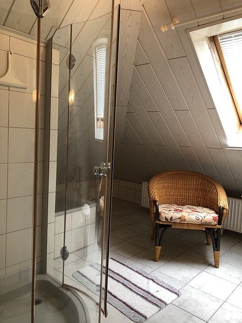 Badezimmer DG Einfamilienhaus Quakenbr�ck