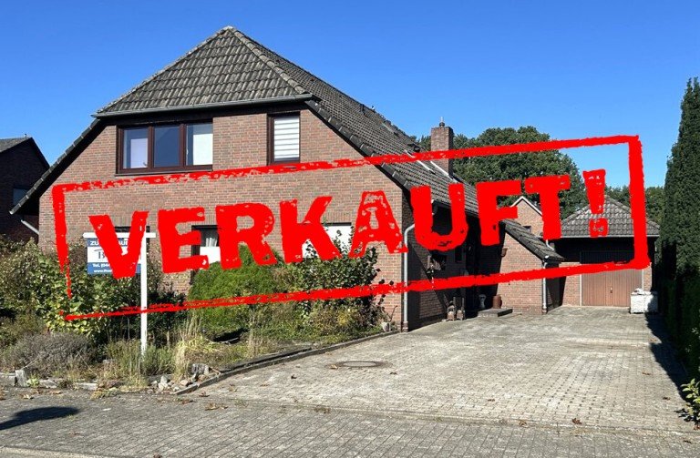 Stra�enansicht Gro�enkneten Zweifamilienhaus Handwerkerhaus. Ideal f�r Familien oder als Mehrgenerationenhaus!