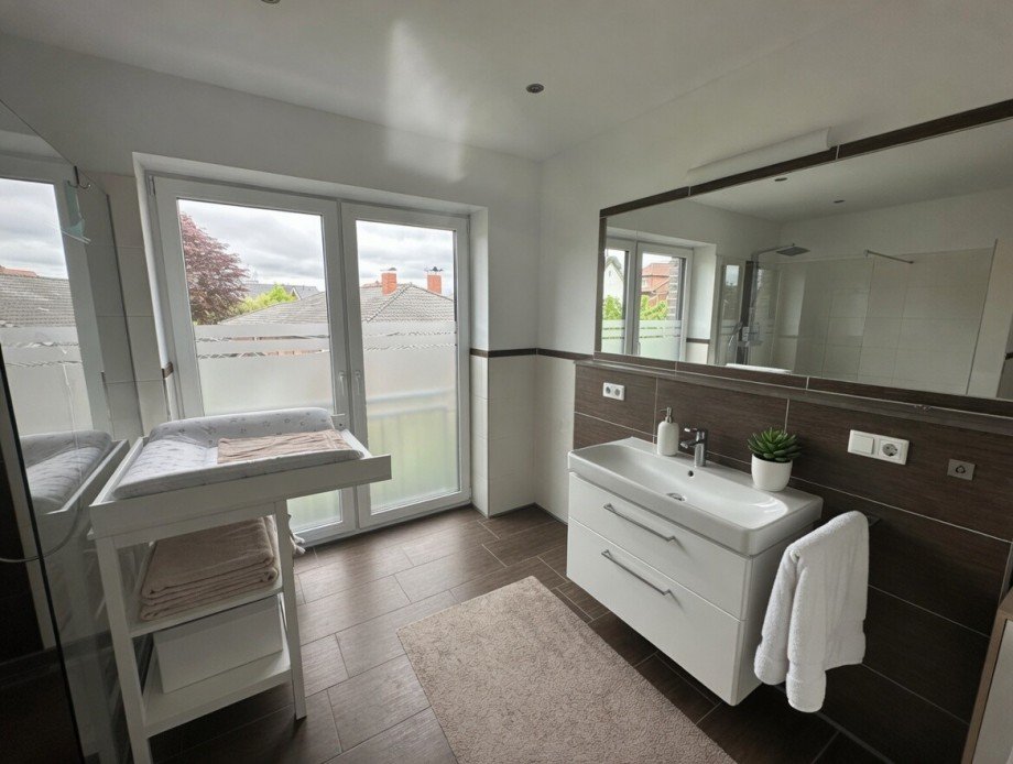 Badezimmer (1) Etagenwohnung Vechta