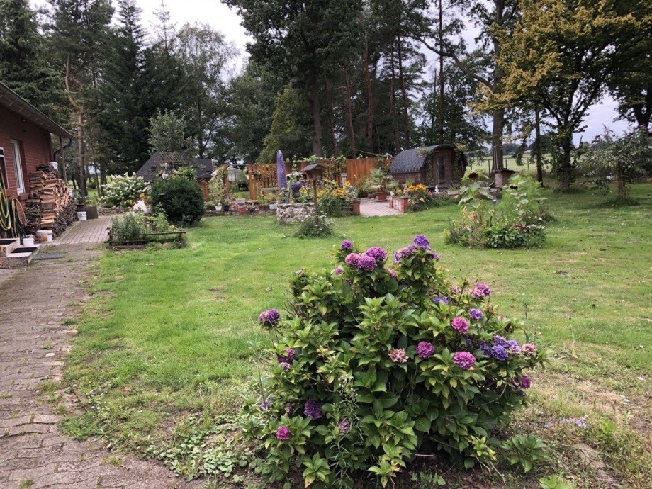 Garten/Gr�nfl�che Zweifamilienhaus Hemsloh / Kellenberg