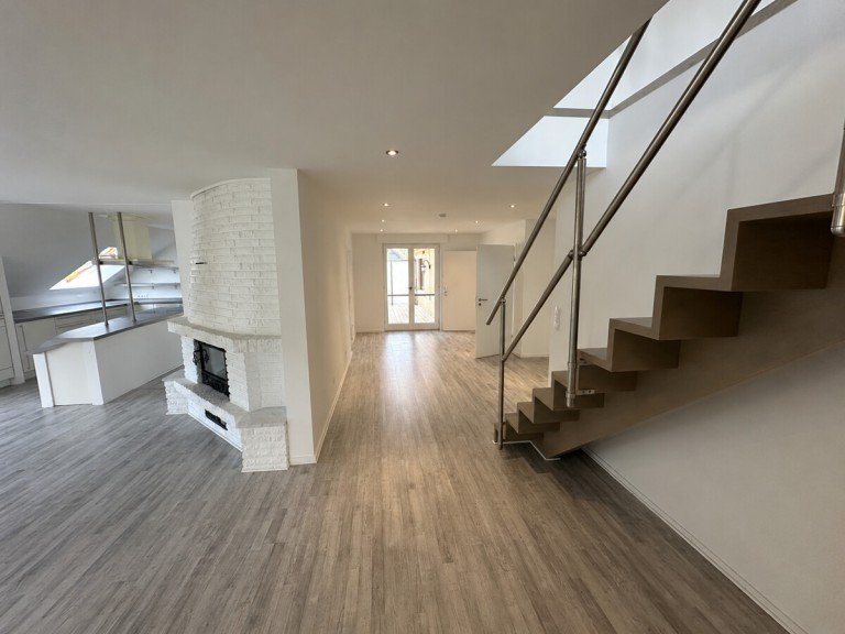 Wohnzimmer Goldenstedt Maisonettewohnung Gro�z�gige 5-Zimmer-Wohnung auf 288 m� - Wohnen mit Kochinsel