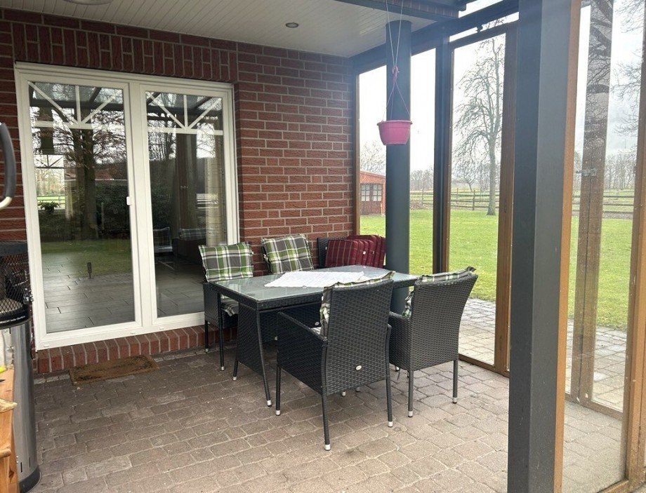 Wintergarten Zweifamilienhaus Bakum / Hausstette