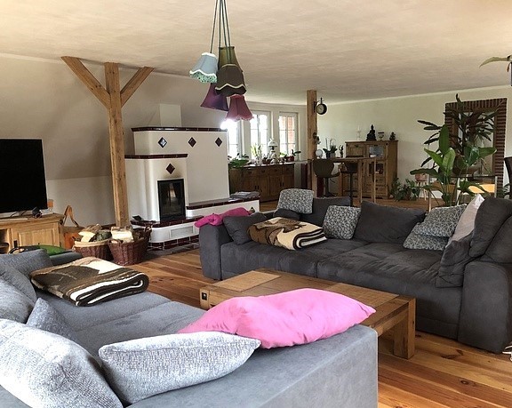 Wohnzimmer DG Zweifamilienhaus Hemsloh / Kellenberg