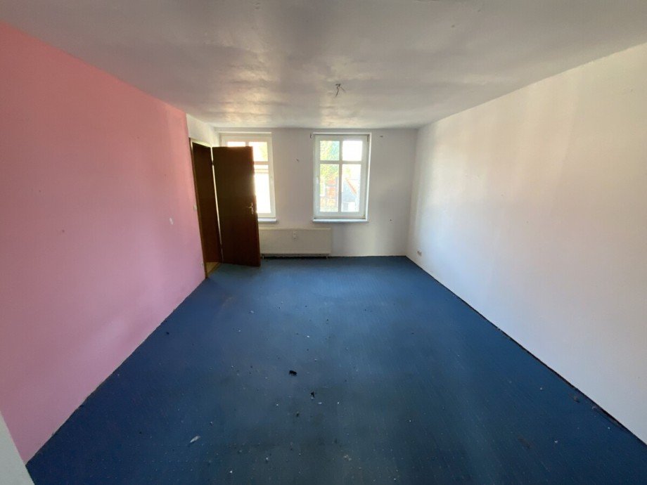 Schlafen Wohng DG links Mehrfamilienhaus Neustadt-Glewe