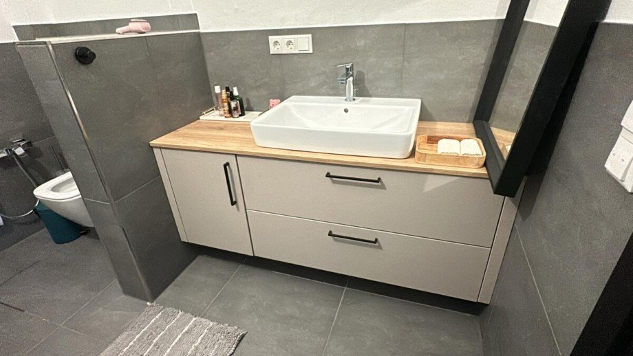 Waschbecken Schrank Etagenwohnung Barnstorf