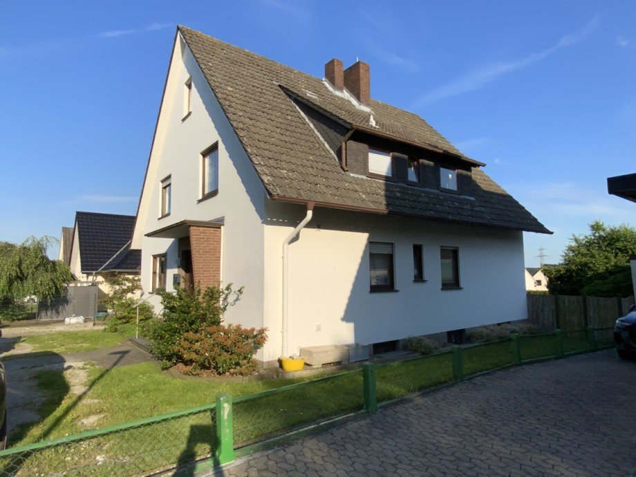 Ansicht westlich Zweifamilienhaus Hiddenhausen / Oetinghausen