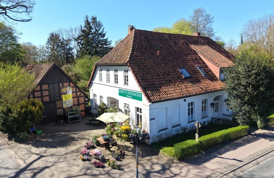 Stra�enansicht mit Drohne Haus Harpstedt