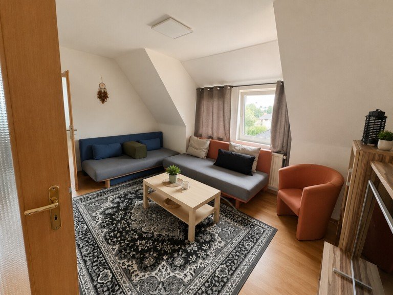 Wohnzimmer Barnstorf Dachgeschosswohnung Gem�tliche 3-Zimmer-Dachgeschosswohnung in ruhiger Lage von Barnstorf