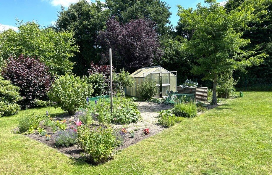 Gartenansicht Zweifamilienhaus Fintel