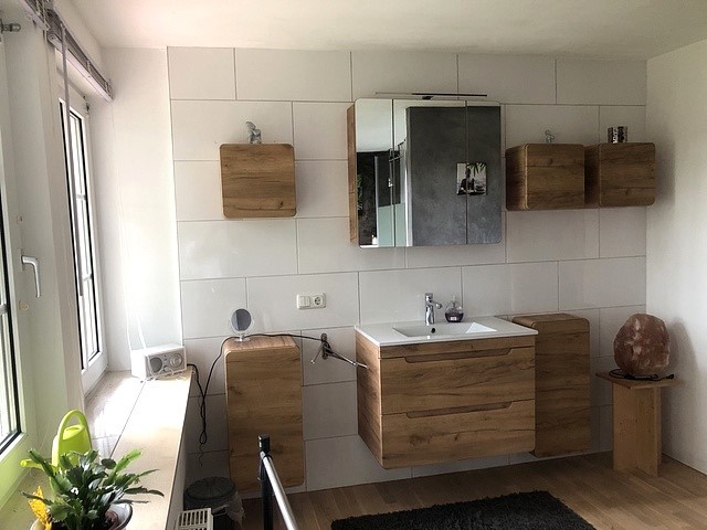 Badezimmer DG Zweifamilienhaus Hemsloh / Kellenberg