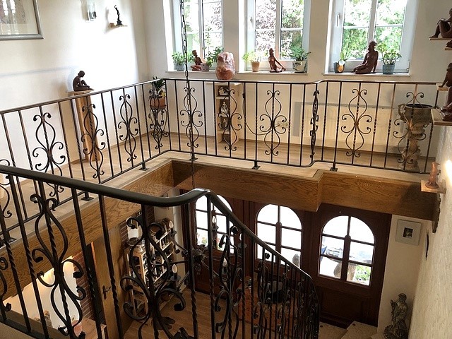 Blick von der Galerie auf den Eingangsbereich Zweifamilienhaus Hemsloh / Kellenberg