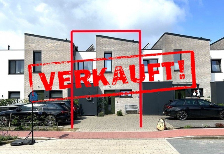 Stra�enansicht Vechta Einfamilienhaus Komfort mit Wohlf�hlcharakter. Sehr gepflegtes Reihenmittelhaus in Vechta-Telbrake.