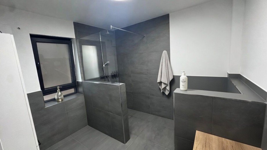 Badezimmer (1) Etagenwohnung Barnstorf