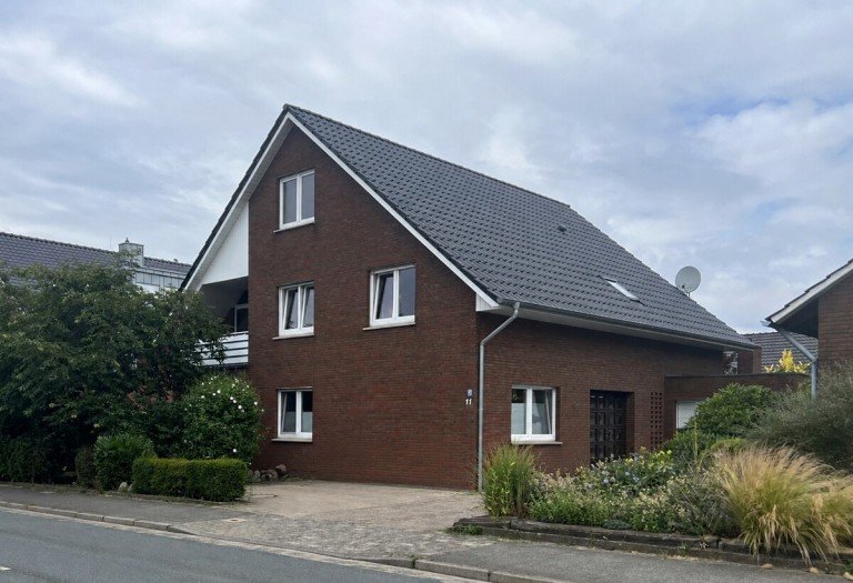  Vechta Erdgeschosswohnung Attraktive 3,5-Zimmer-Erdgeschosswohnung mit Garten und Stellplatz in stadtnaher Lage von Vechta zu vermieten!