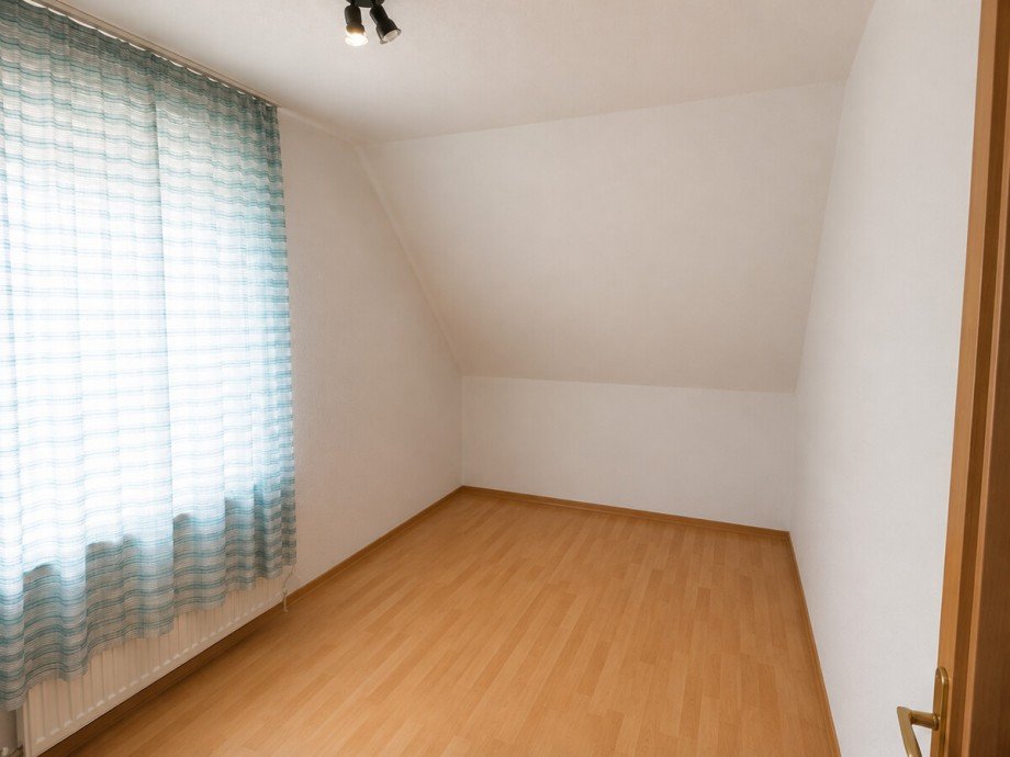 Kinderzimmer oder B�ro Dachgeschosswohnung Barnstorf