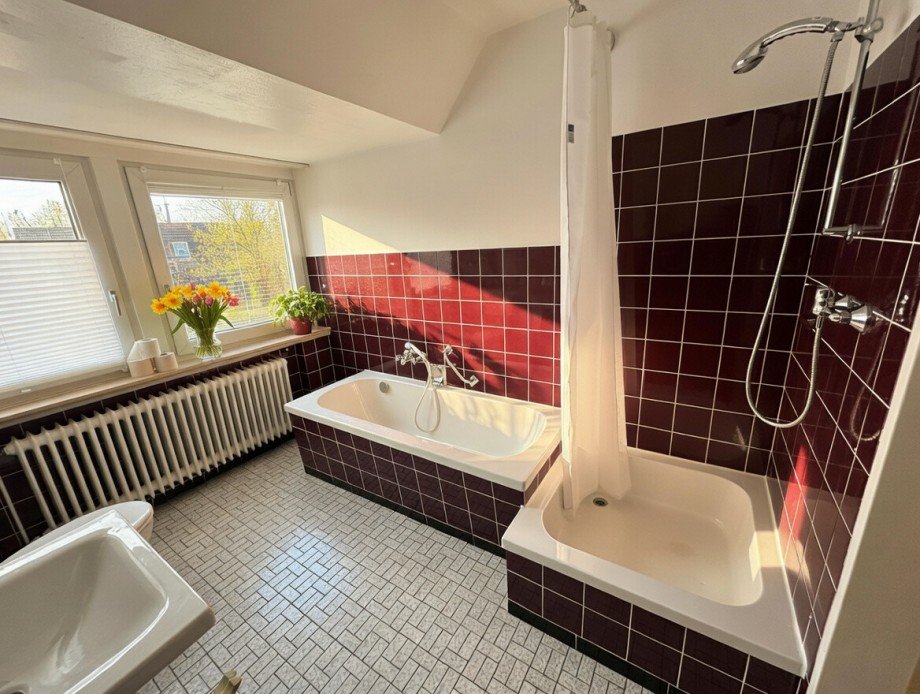 Bad (1) Dachgeschosswohnung Twistringen