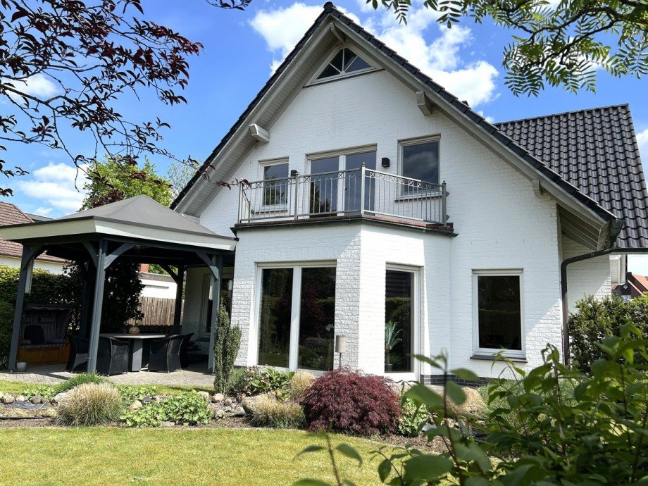 R�ckansicht Zweifamilienhaus Vechta