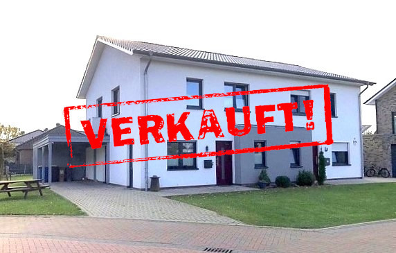  Bakum Doppelhaush�lfte Moderne Doppelhaush�lfte in Bakum zu verkaufen. KfW 70. W�rmepumpe.Carport.