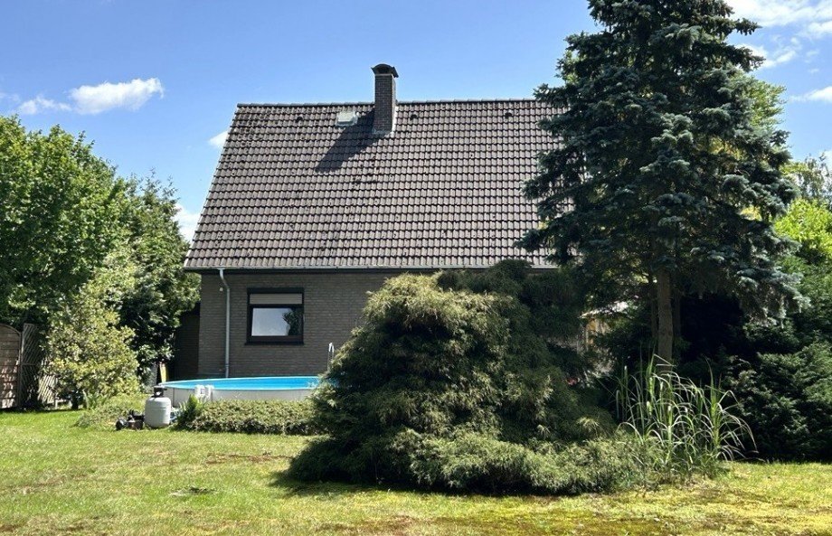 Blick vom Garten Einfamilienhaus Gro� Ippener / Annen