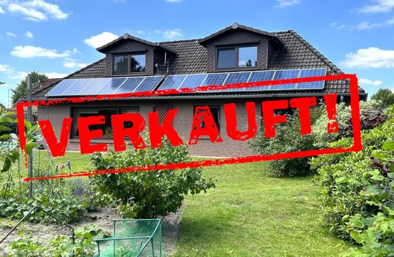 Gartenansicht Fintel Zweifamilienhaus Top gepflegtes Haus mit m�blierter Ferienwohnung in Fintel.