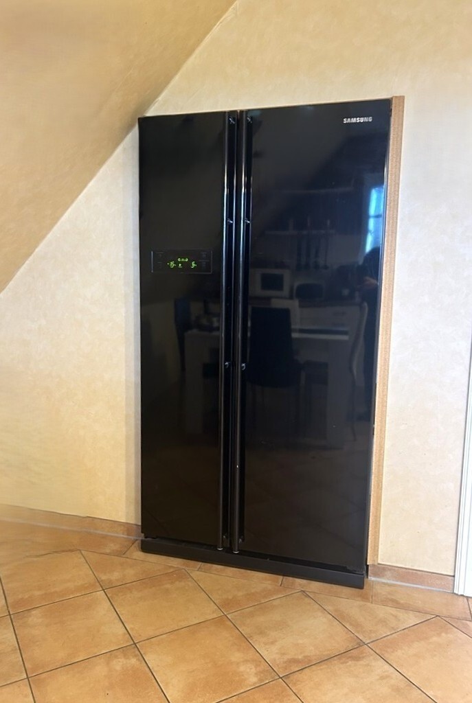 K�hlschrank DG Zweifamilienhaus Bakum / Hausstette