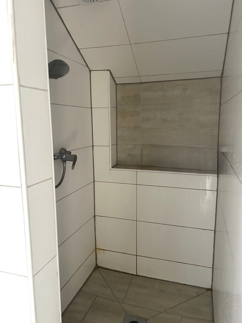 Badezimmer DG Zweifamilienhaus Moormerland