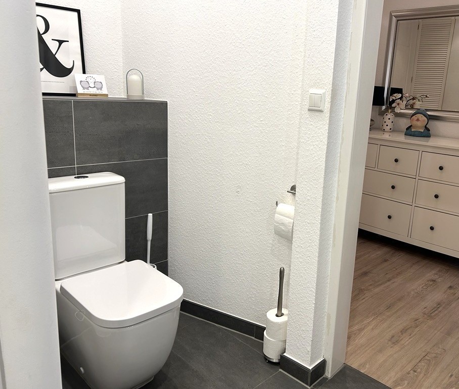 Whg 4: G�ste-WC Mehrfamilienhaus Diepholz