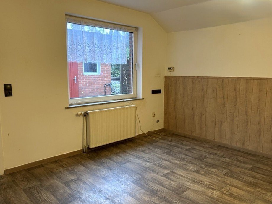 Esszimmer I Doppelhaush�lfte L�ningen